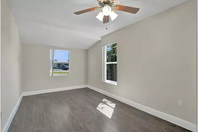 131 NE 51st Court, Oakland Park, FL 33334 - Photo 15