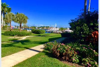 110 Yacht Club Way #105, Hypoluxo, FL 33462 - Photo 37