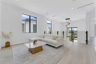 239 NE 11th St, Delray Beach, FL 33444 - Photo 25