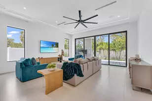 239 NE 11th St, Delray Beach, FL 33444 - Photo 7