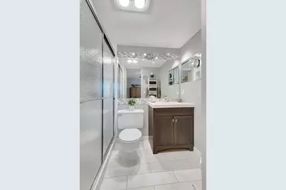 2051 Cambridge C, Deerfield Beach, FL 33442 - Photo 13