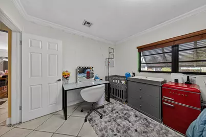 270 NE 42nd Street, Oakland Park, FL 33334 - Photo 11