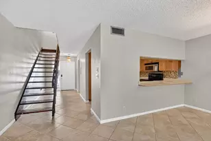 243 NW 45th Ave, Deerfield Beach, FL 33442 - Photo 9