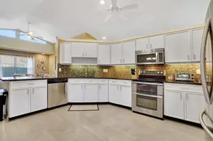 14148 Paddock Dr, Wellington, FL 33414 - Photo 21