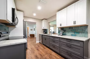 1651 NW 82nd Terrace, Plantation, FL 33322 - Photo 5