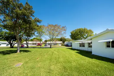 1651 NW 82nd Terrace, Plantation, FL 33322 - Photo 23