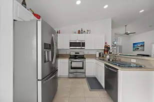 2553 SW Regency Rd, Stuart, FL 34997 - Photo 3