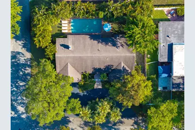 8730 Lake Dasha Terrace, Plantation, FL 33324 - Photo 45