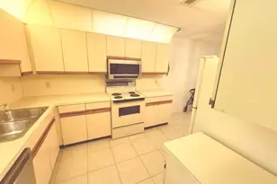 10062 Hickorywood Pl, Boynton Beach, FL 33437 - Photo 17