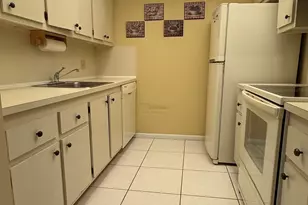 400 SW 134th Way, Pembroke Pines, FL 33027 - Photo 3