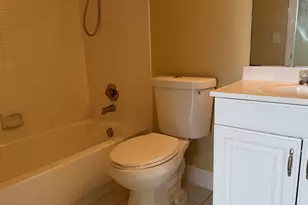 400 SW 134th Way, Pembroke Pines, FL 33027 - Photo 9