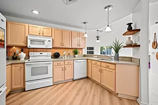 13285 Royale Sabal Ct, Delray Beach, FL 33484 - Photo 5