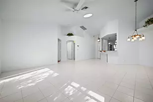13285 Royale Sabal Ct, Delray Beach, FL 33484 - Photo 19