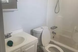 1451 NW 20th Ct, Fort Lauderdale, FL 33311 - Photo 13