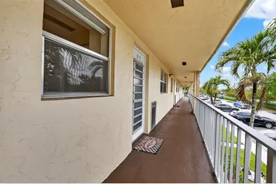 9855 Sandalfoot Boulevard #Apt 317, Boca Raton, FL 33428 - Photo 3