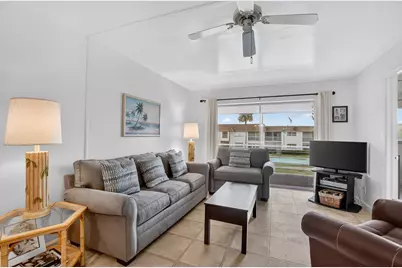 9855 Sandalfoot Boulevard #Apt 317, Boca Raton, FL 33428 - Photo 7