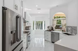 796 SW Munjack Cir, Port Saint Lucie, FL 34986 - Photo 7