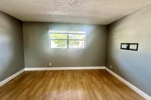 8040 N Colony Cir, Tamarac, FL 33321 - Photo 7