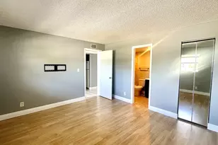 8040 N Colony Cir, Tamarac, FL 33321 - Photo 5