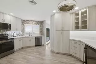 2658 SW 11th Pl N, Deerfield Beach, FL 33442 - Photo 9