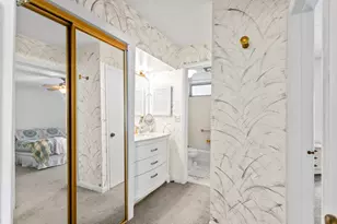 30 SE 13th St, Boca Raton, FL 33432 - Photo 11