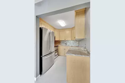 110 E Sheffield E, West Palm Beach, FL 33417 - Photo 7