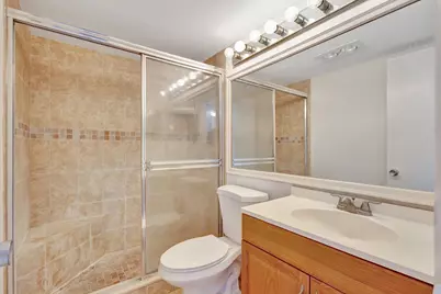110 E Sheffield E, West Palm Beach, FL 33417 - Photo 9