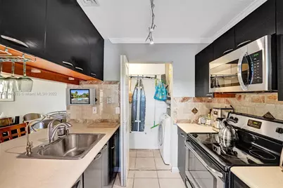 22322 Pineapple Walk Drive, Boca Raton, FL 33433 - Photo 15