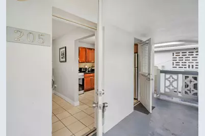 626 SW 14th Avenue #205, Fort Lauderdale, FL 33312 - Photo 7