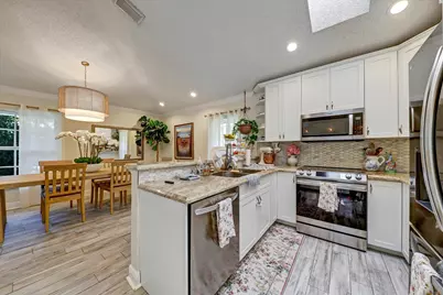 12703 NW 21st Place, Coral Springs, FL 33071 - Photo 9