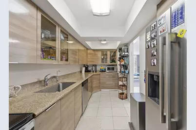 18011 Biscayne Boulevard #1502, Aventura, FL 33160 - Photo 5