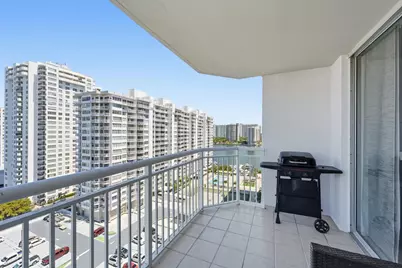 18011 Biscayne Boulevard #1502, Aventura, FL 33160 - Photo 13