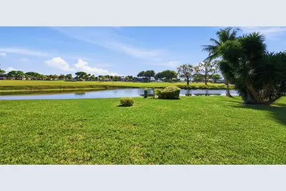 129 Piedmont C, Delray Beach, FL 33484 - Photo 25