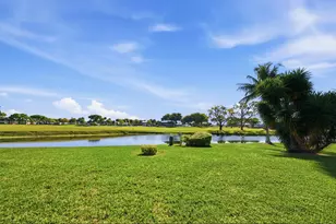 129 Piedmont C, Delray Beach, FL 33484 - Photo 25