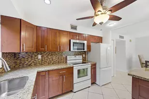 129 Piedmont C, Delray Beach, FL 33484 - Photo 13