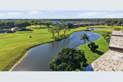 129 Piedmont C, Delray Beach, FL 33484 - Photo 27