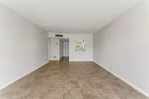 1638 Embassy Dr, West Palm Beach, FL 33401 - Photo 21