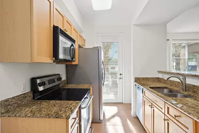 11012 Legacy Drive #104, Palm Beach Gardens, FL 33410 - Photo 7