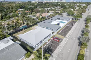 2009 NE 26th St, Wilton Manors, FL 33305 - Photo 23