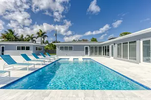 2009 NE 26th St, Wilton Manors, FL 33305 - Photo 19