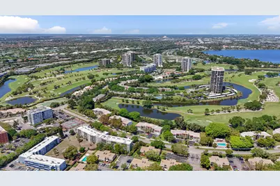 1638 Embassy Drive #208, West Palm Beach, FL 33401 - Photo 3