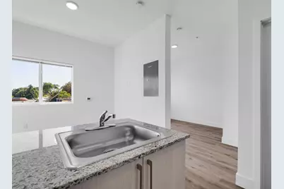2130 NW 37th Street, Miami, FL 33142 - Photo 7