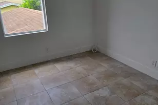 1633 W 28th St, Riviera Beach, FL 33404 - Photo 9