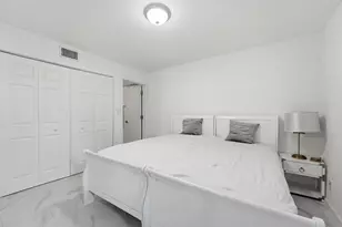 602 Executive Center Dr, West Palm Beach, FL 33401 - Photo 13