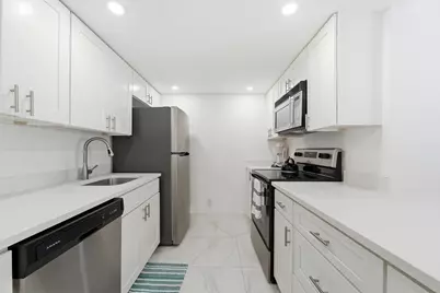 602 Executive Center Drive #Unit 105, West Palm Beach, FL 33401 - Photo 9