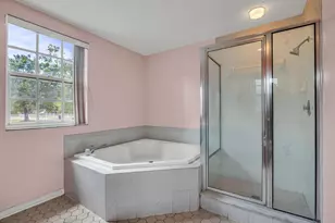 8016 West Dr, Wesley Chapel, FL 33544 - Photo 35