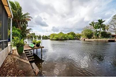 349 NE 29th Street, Wilton Manors, FL 33334 - Photo 21
