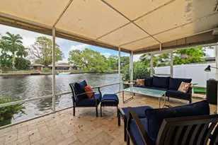 349 NE 29th St, Wilton Manors, FL 33334 - Photo 3