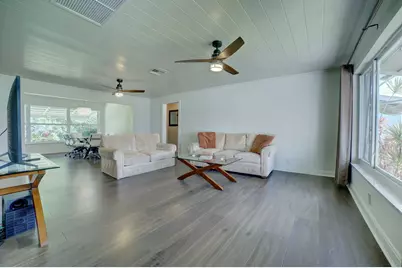 132 NW 10th Court, Boynton Beach, FL 33426 - Photo 3