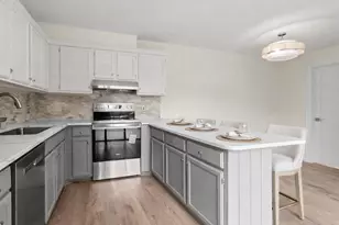 5675 SE Windsong Ln, Stuart, FL 34997 - Photo 5